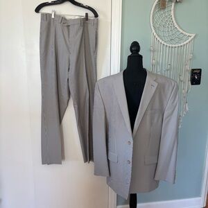 Ralph Lauren Men's Gray and Cream Striped Suit Set